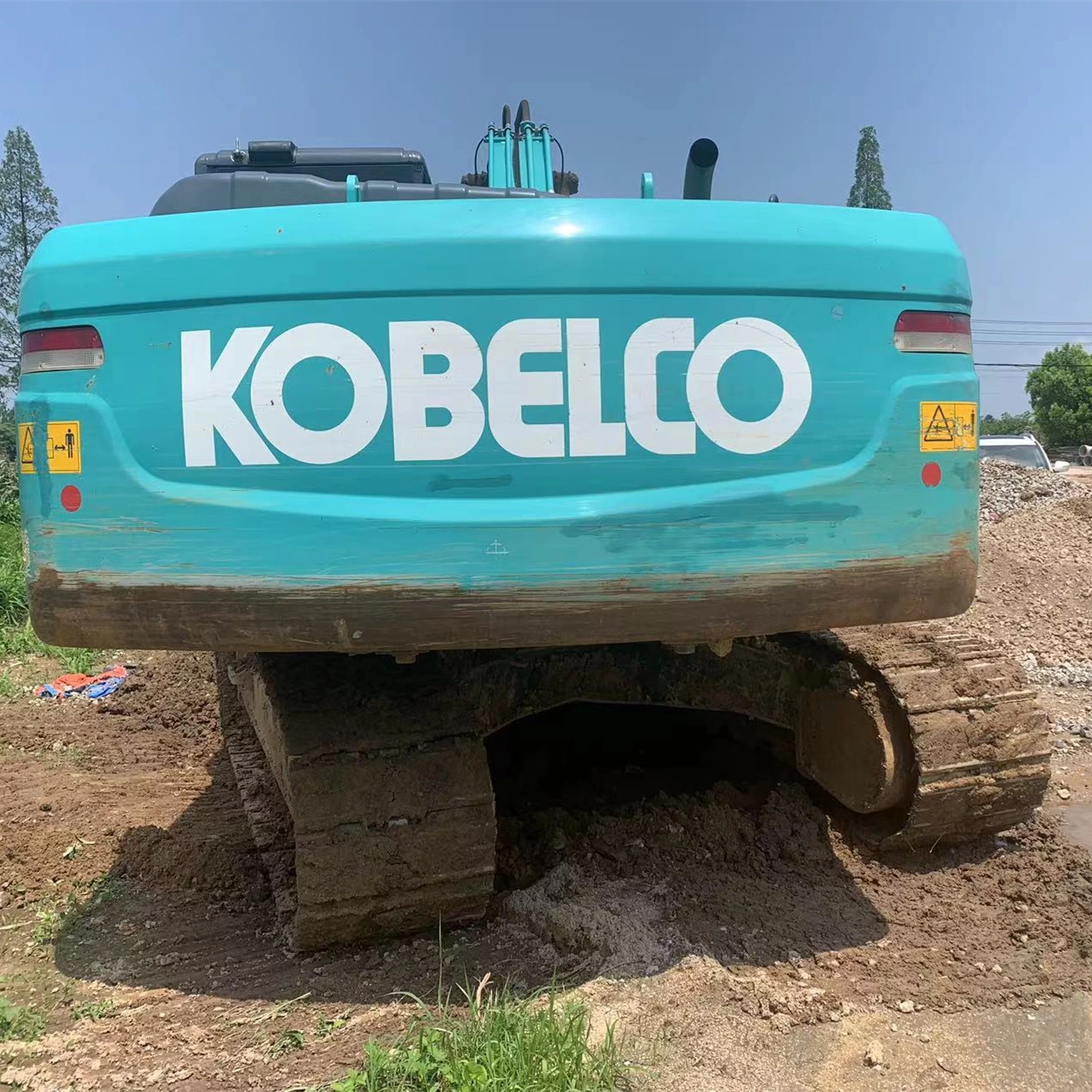 20ton Kobelco SK200 Crawl Excavator Machine Used with Original Design Engine Pump Motor Core Components like Bearing Gearbox