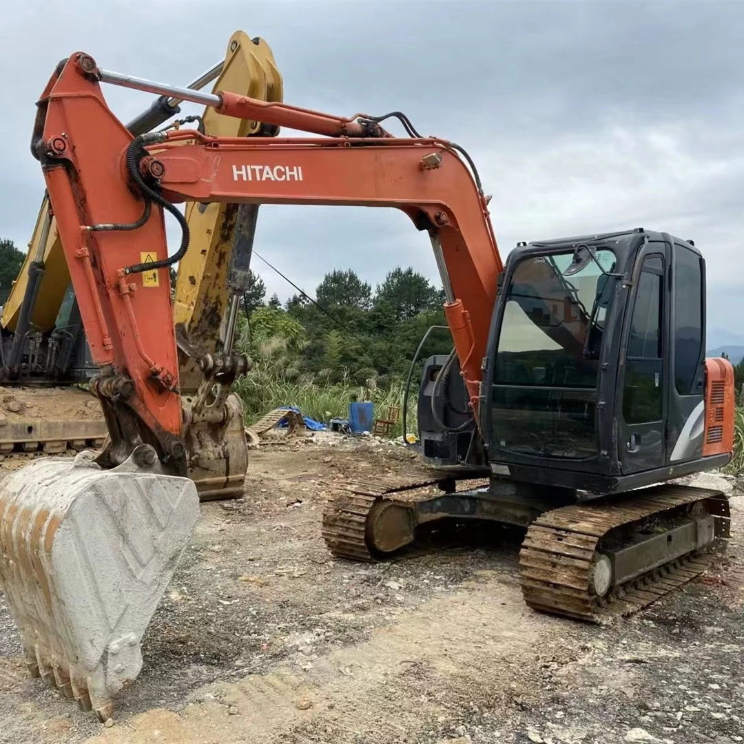 2019 Style Japanese HITACHI ZX80 Used Excavator Machine Mini Digging Machine with Core Components Engine and Pump on Sale